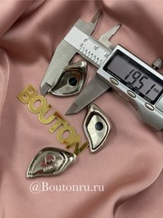 Пуговицы серебристые 