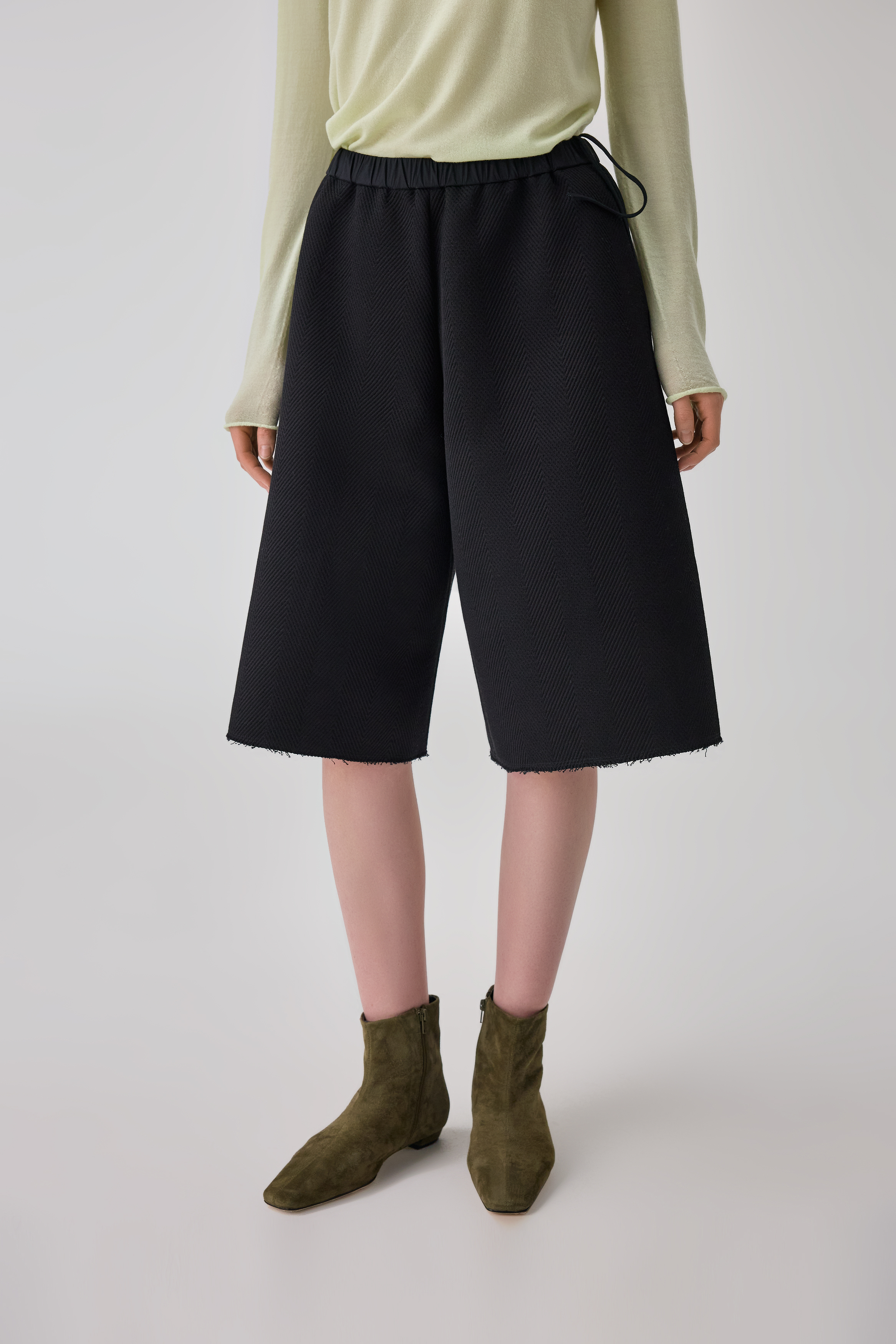 Шорты Парень