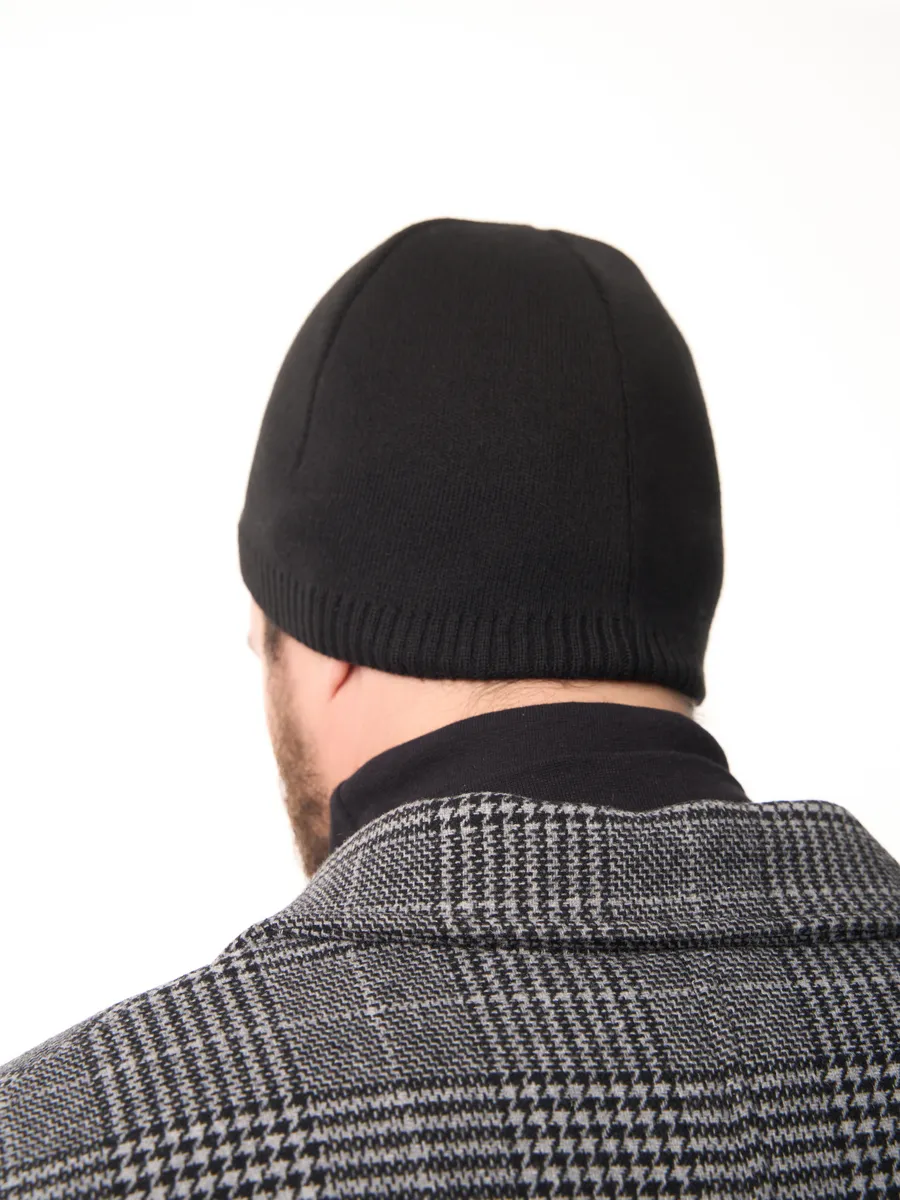 Шапка зимняя на флисе вязаная осень