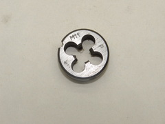 Плашка М11х1,5 (основной шаг) d=30мм