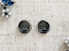 Пуговицы костюмные, d 1,7 см