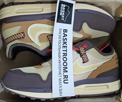 travis scott am1