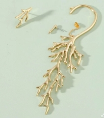 serga-kaffa-vetochka-v-stilistike-schiaparelli