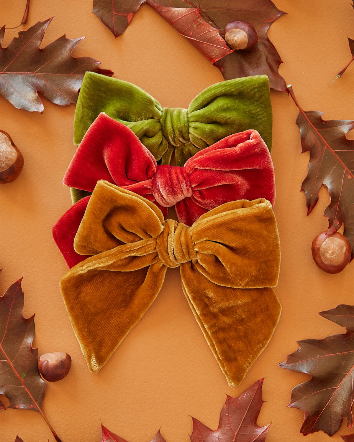 Бархатный бант JOZEPHINE