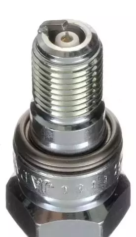 Свеча зажигания R0409B-8