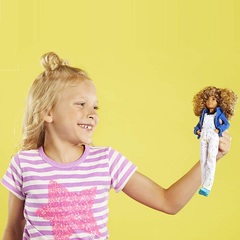 Creatable World Кукла со Светлыми Вьющимися Волосами