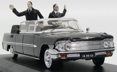 ZIL-111D with figures E.Honekker L.Brezhnev 30th anniversary of DDR 1979 CCC077 IST Models 1:43