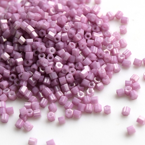 Бисер Тохо Hexagon 11/0 0127 темно-розовый перл