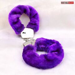 Металлические наручники с мягкой фиолетовой опушкой - 