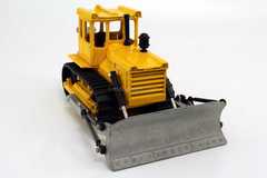 Bulldozer DZ-109B (T-2) yellow-silver Agat Mossar Tantal 1:43