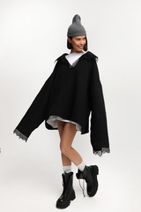 Джемпер с кружевом