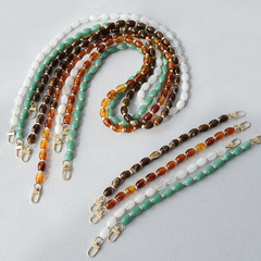 Ручка из бусин (белая) S-71