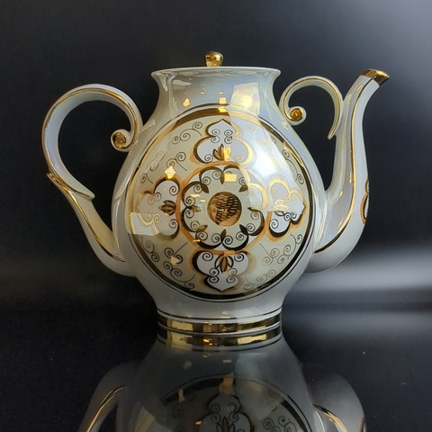 Чайник доливной фарфоровый, роспись с золочением, Кисловодский фарфор, 2 литра, винтаж времён СССР 1980-е гг