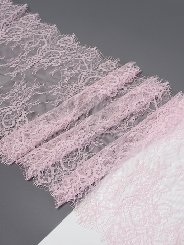 Кружево шантильи нежно-розовое неэластичное ширина 22 см купон 2.9 м С БРАКОМ