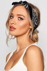 Бандана черная пейсли огурцы