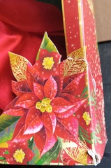 Барби Новогодняя Коллекция 2022 с Темными Волосами - ! КОРОБКА ПОВРЕЖДЕНА !