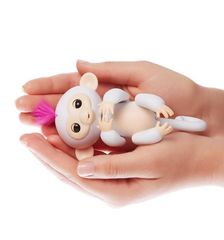 Fingerlings Интерактивная ручная обезьянка 