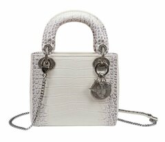Сумка Dior Lady Dior, модель мини-формата белый