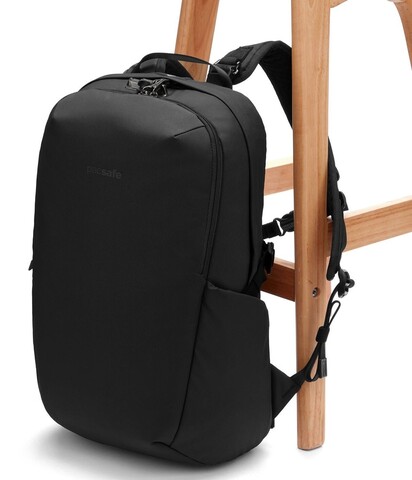 Картинка рюкзак городской Pacsafe vibe 25 черная смола - 4