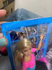 Кукла Барби Безграничные движения Блондинка, розовый топ (уцененный товар)