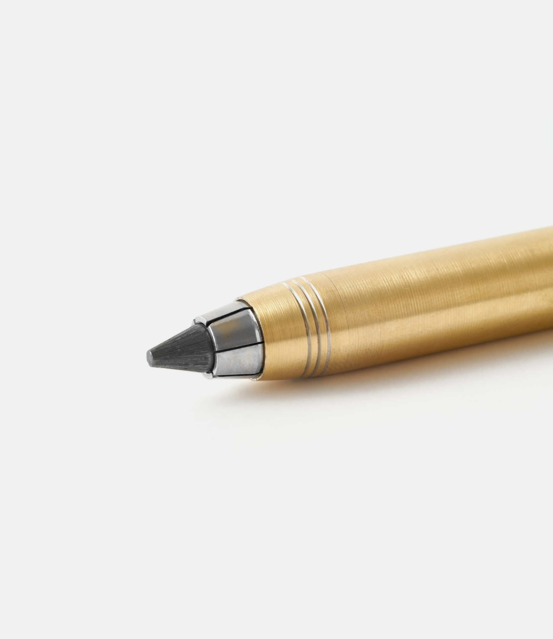 Nicholas Hemingway Clutch Pencil — карандаш из латуни