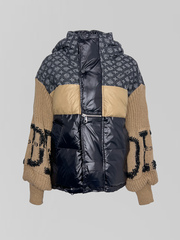 Куртка 18093 укороченная со вставками из ткани и вязанными рвукавами
