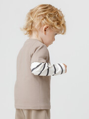 фуфайка  для мальчика  КР 302907/темно-бежевый 1104 к636