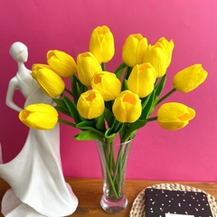 Тюльпаны реалистичные искусственные, Желтые, нежные, латексные (силиконовые), 34 см, букет из 15 штук