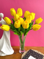 Тюльпаны реалистичные искусственные, Желтые, нежные, латексные (силиконовые), 34 см, букет из 15 штук