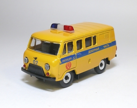 UAZ-39099 Police 1:43 Agat Mossar Tantal