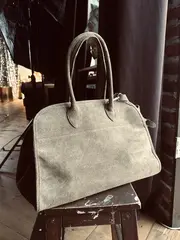 Женская большая сумка из натуральной замши цвета тауп