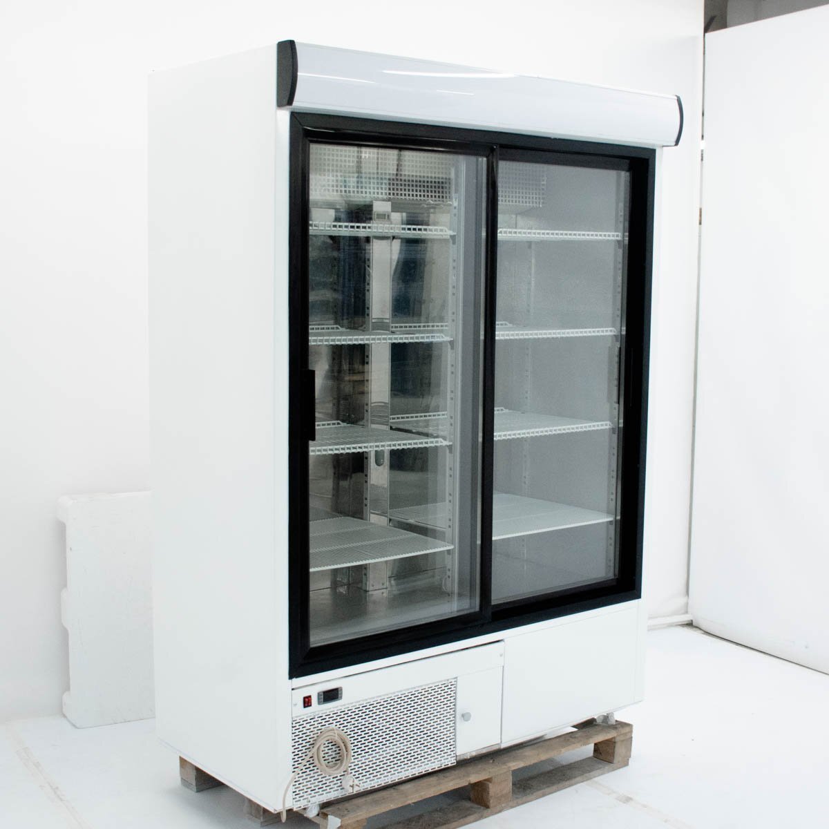 Шкаф холодильный бирюса б 461rn