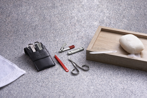 Маникюрный набор Victorinox Rubis серебристый (8.2085)