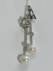 Квадригами (серьги из серебра)