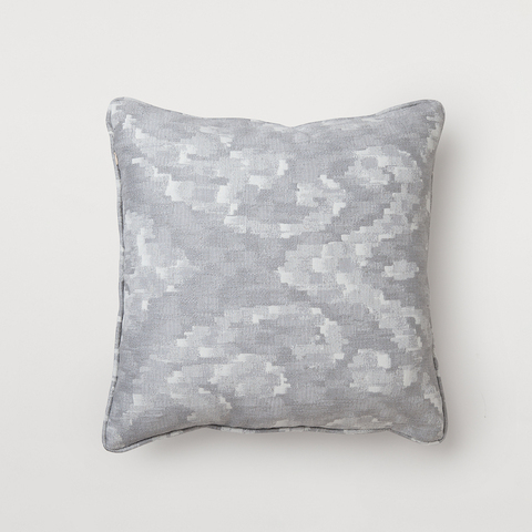 ДЕКОРАТИВНАЯ ПОДУШКА GRAPH STORM