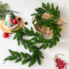 Еловая лиана искусственная, длина около 1,8 м, цвет зеленый, + - 120 лапок, набор 1 шт.