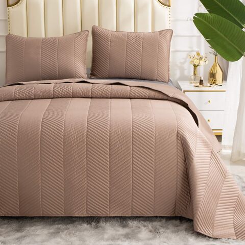 Покрывало 230x250 и 2 наволочки 50х70 Sofi De MarkO Адонис коричневое