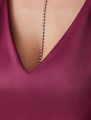 Элегантный топ с V вырезом из струящегося сатина  D23.068 (129720)