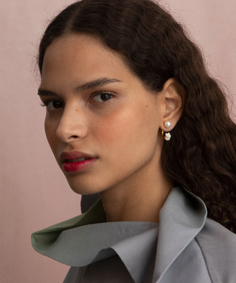 Моносерьга MINI CAT & PEARL WHITE