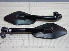 Зеркала на мотоцикл чёрные rizoma