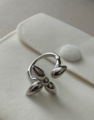 84624- Кольцо BLOSSOM цветок разъемное LV в родаже lux