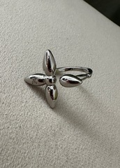 84624- Кольцо BLOSSOM цветок разъемное LV в родаже lux