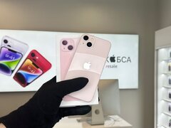 iPhone 13, 256 ГБ б/у