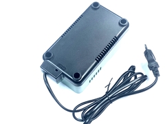 Зарядное устройство для шуруповерта Hitachi