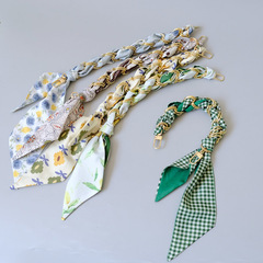 Ручка из цепочки с платком S-32