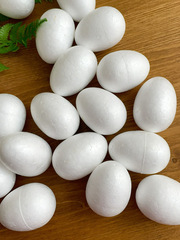 №2 Яйца пасхальные, Белые ОКРУГЛЫЕ, из пенопласта, размер 5*3,5 см, набор 20 штук.