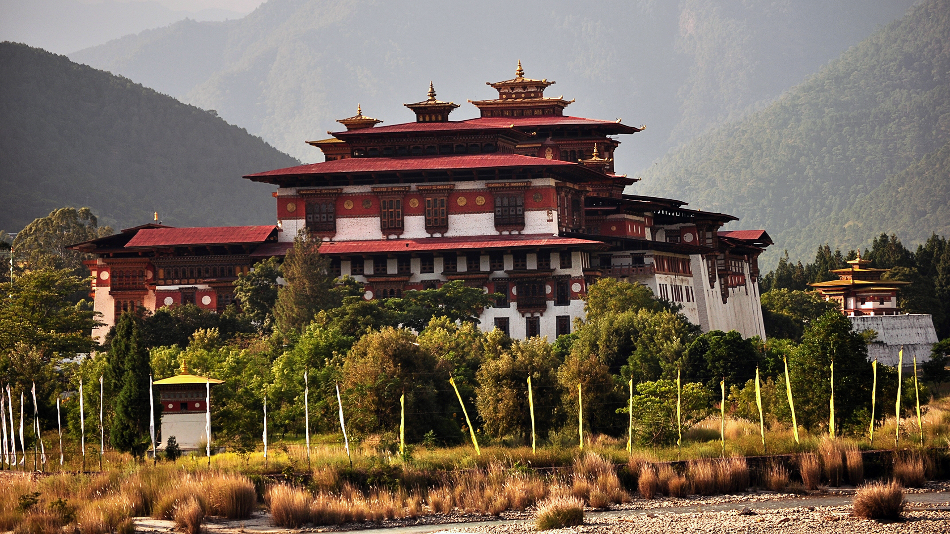 Республика бутан. Джакар-дзонг бутан. Бутан монастырь Джакар. Резиденция короля в Тхимпху. Ташинчхо-дзонг.
