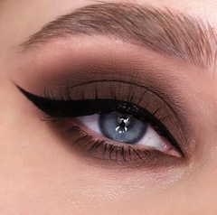 RELOUIS Тени жидкие матовые Matte Liquid Eyeshadow т.13 Mocha Coffee