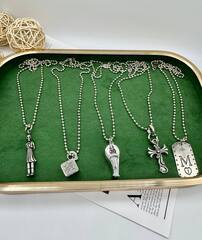 Колье-цепочка с подвеской свисток в стилистике CHROME HEARTS