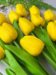 Тюльпаны реалистичные искусственные, Желтые, нежные, латексные (силиконовые), 34 см, букет из 15 штук